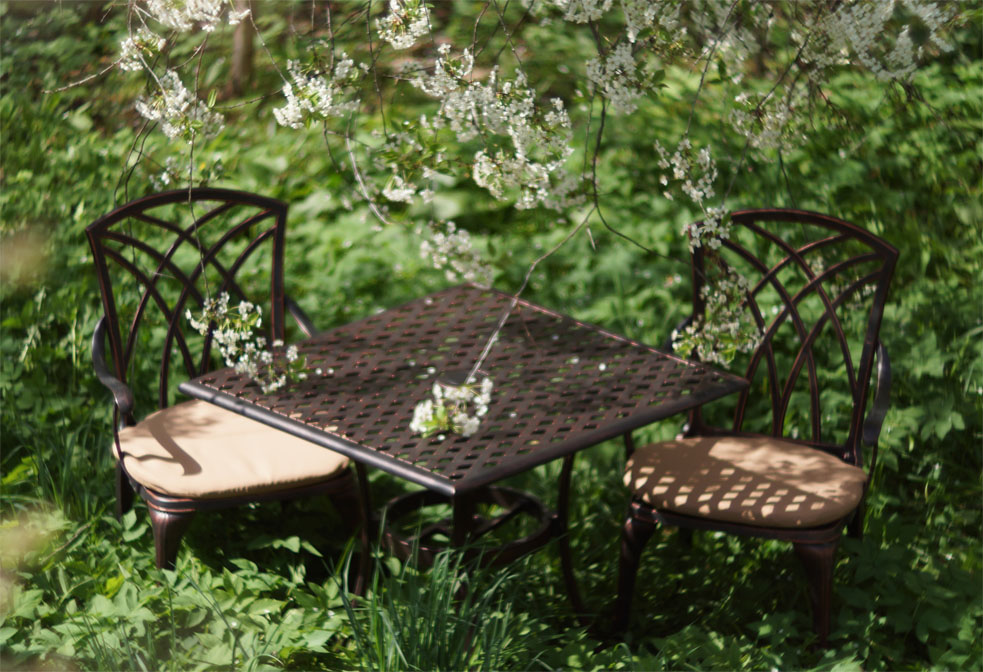 Набор литой садовой мебели из алюминия Конвессо, садовая мебель из металла кованая и литая, столы и стулья для загородного дома, металлическая мебель для дачи и на балкон, мебель для летних веранд кафе