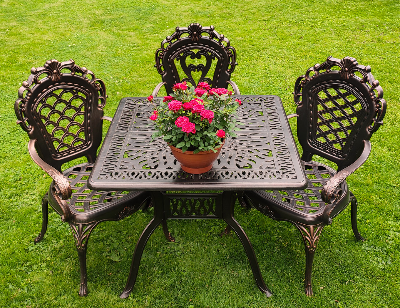 Садовые кресла для дачи из литого алюминия, мебель для пансионатов и летних кафе, чугунная мебель в беседку на дачу, кованый стол с креслами на веранду загородного дома