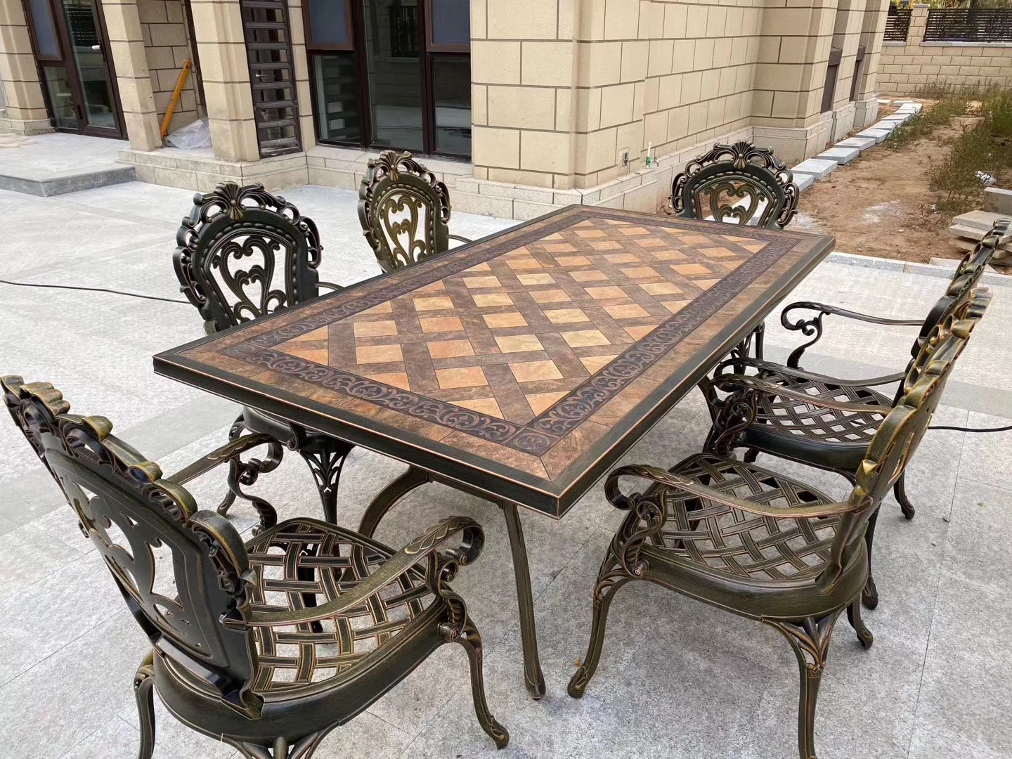 Садовый обеденный стол из металла с мозаикой, стол для уличных кафе на 8 персон, мебель для летних веранд ресторанов, чугунный стол в столовую, кованая садовая мебель из литого алюминия.