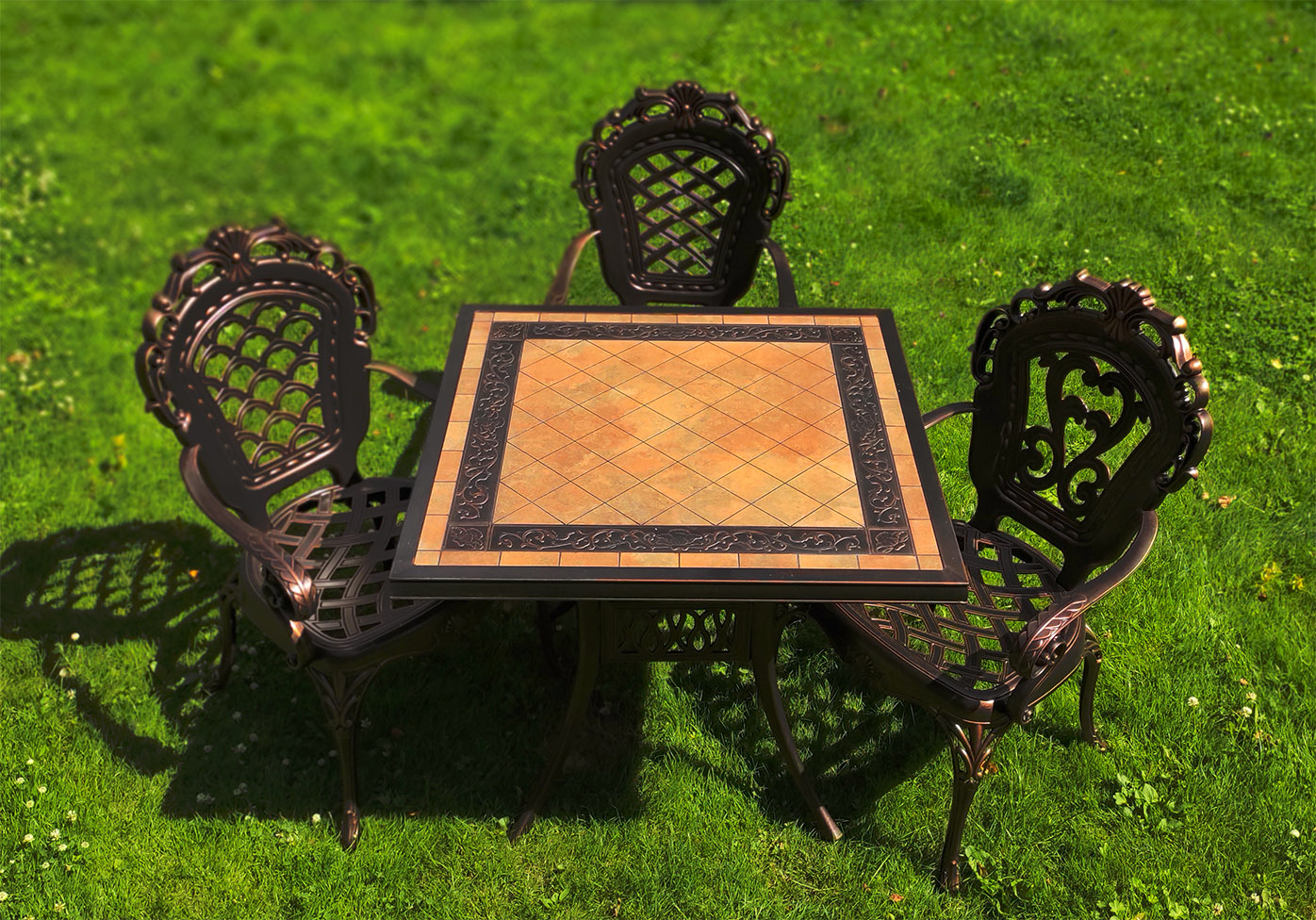 Садовый стол с мозаикой из кафельной плитки, мебель из металла для сада и дачи, столик садовый с плиткой керамикой, керамическая столешница уличная мебель стол