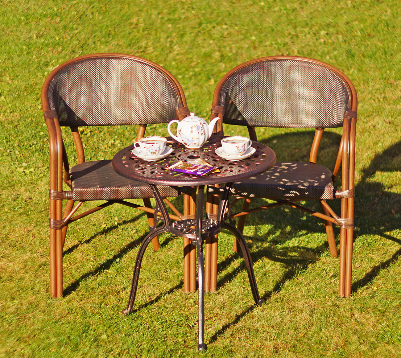 Мебель для летних веранд кафе, круглый садовый стол из литого алюминия, чайный комплект мебели для дачи, плетёные кресла в Москве недорого, уличная мебель
