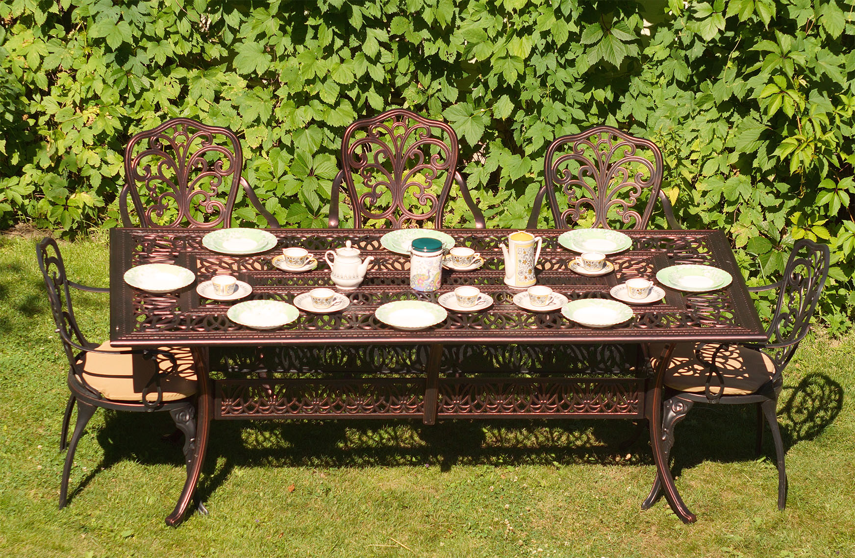 Большой садовый обеденный стол, кованый стол в беседку, стол в столовую металлический, мебель для кафе из металла, стол из литого алюминия для загородного дома, чугунная мебель, литой стол
