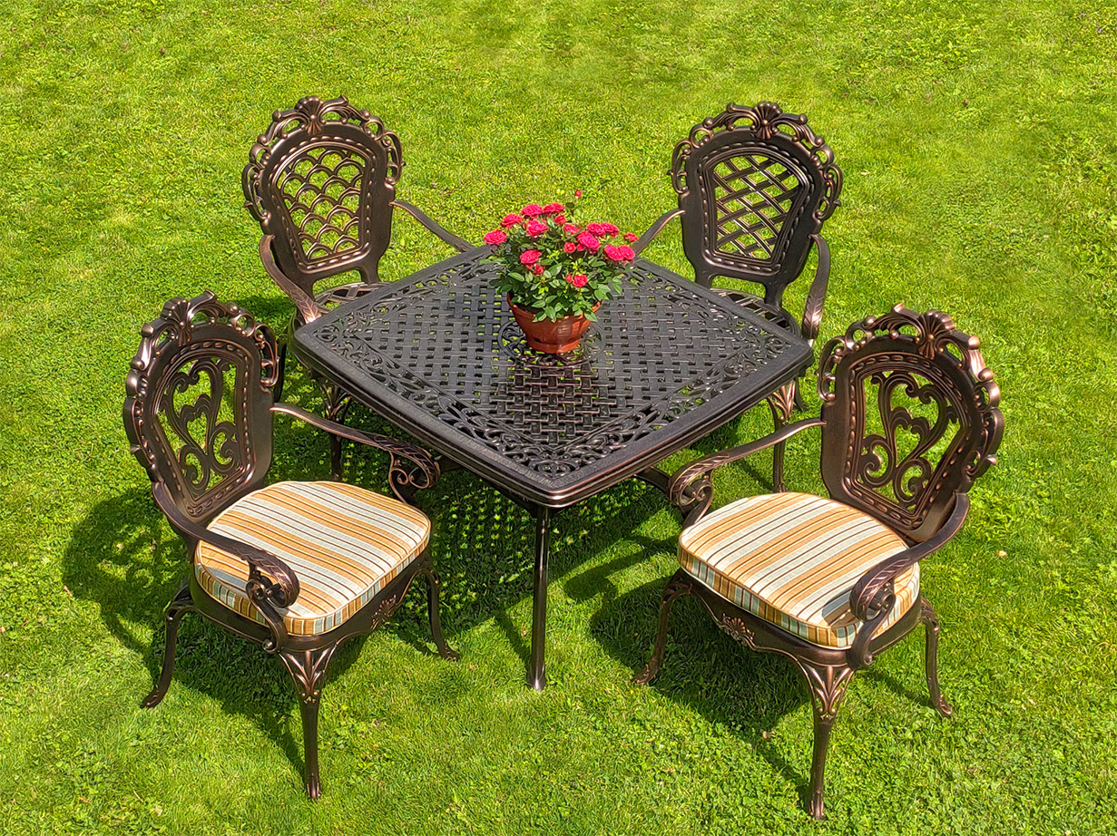 Обеденный комплект металлической мебели для сада и дачи на 4 человека, столы и стулья из металла для летних кафе, уличная мебель из литого алюминия HoReCa, кованая садовая мебель чугунное литьё, ажурный стол и кресла для сада на дачу