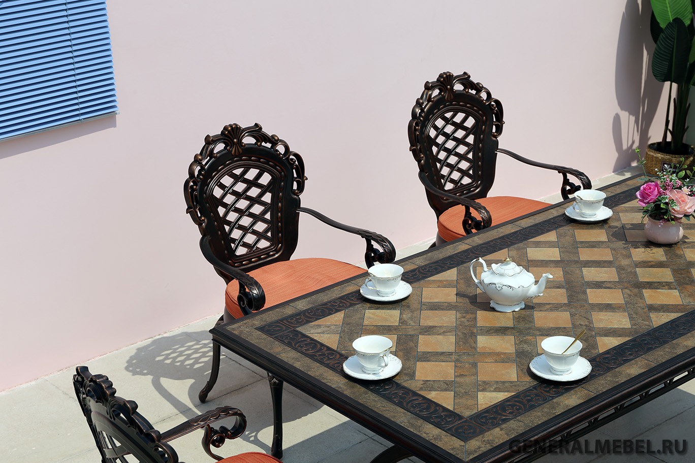 Столы и стулья для столовой металлические, мебель из литого алюминия, стулья и столы для кафе, чугунная мебель литая и кованая, стол обеденный на дачу