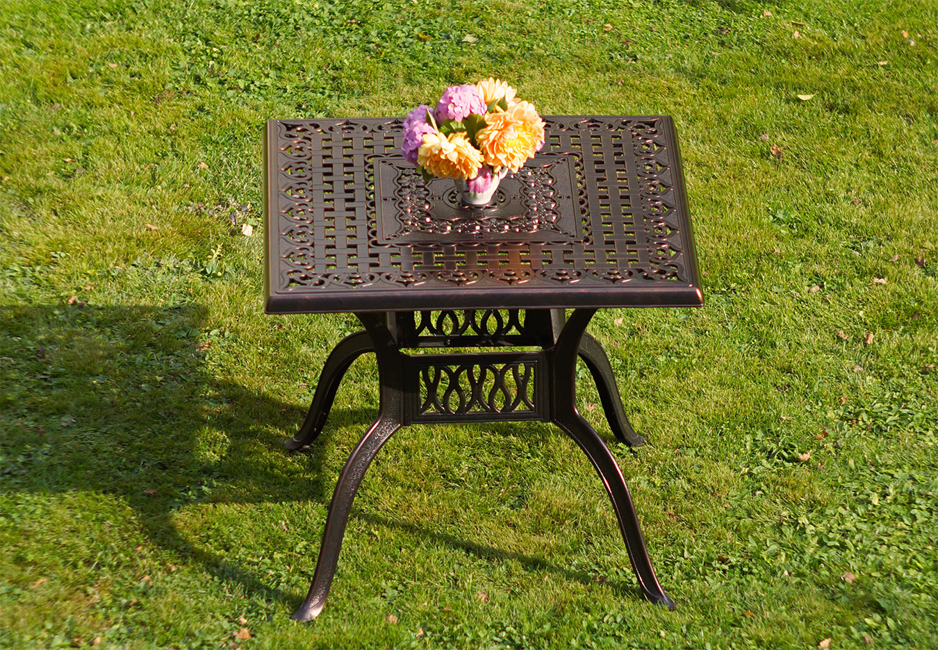 Металлический стол для кафе и пансионата Зефир, мебель из литого алюминия для сада и дачи от производителя, чайный садовый стол на веранду и в беседку, чугунная мебель, кованый стол для сада