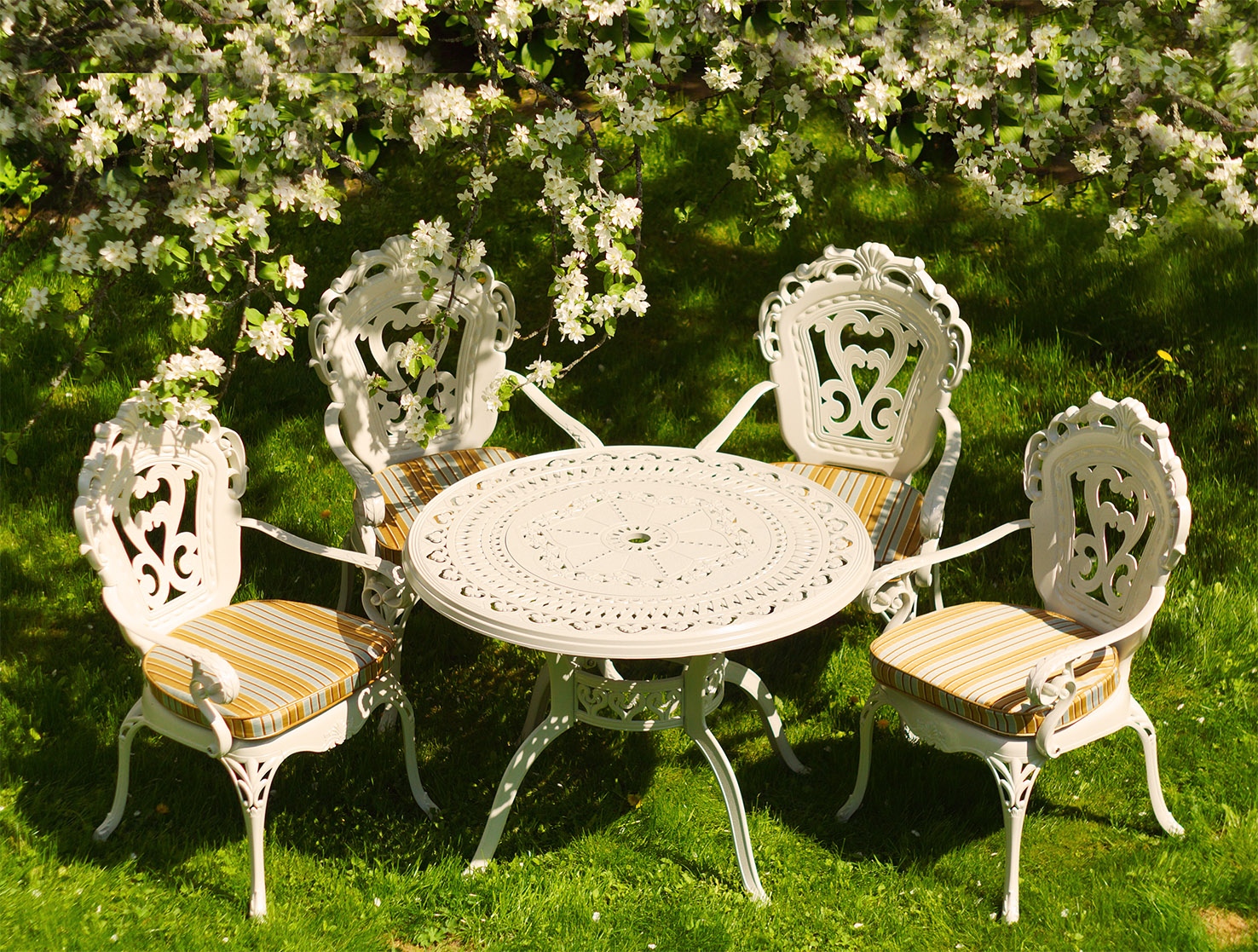 Белая мебель из металла для сада, Уличная мебель для кафе и домов отдыха, обеденный круглый стол со стульями для дачи, кованая мебель из литого алюминия